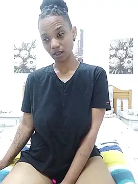 Snapshot of JANIELEE8XXXXX chatting on May 15, 2026, 8:40 pm JANIELEE8XXXXX online show from May 15, 2026, 8:40 pm