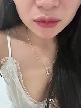 Snapshot of Tinn_tin chatting on June 8, 2026, 4:07 pm Tinn tin online show from June 8, 2026, 4:07 pm