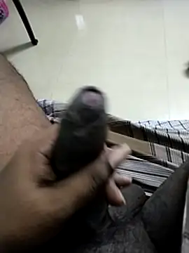 sathish2895 online show from April 9, 2026, 5:30 pm