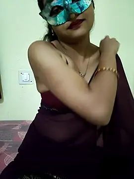 Snapshot of Sweet_Cpl_ chatting on July 10, 2026, 10:04 am Sweet Cpl online show from July 10, 2026, 10:04 am
