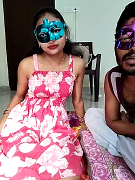 Sweet Cpl  online show from March 7, 2026, 3:35 am