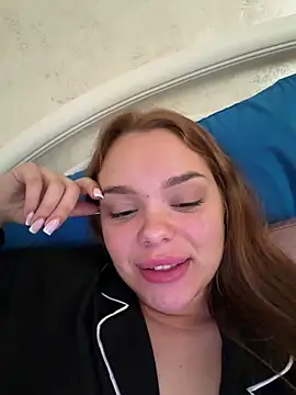 Snapshot of Kitty2490 chatting on February 26, 2026, 8:14 am Kitty2490 online show from February 26, 2026, 8:14 am