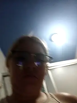 single kitten online show from March 30, 2026, 12:28 pm