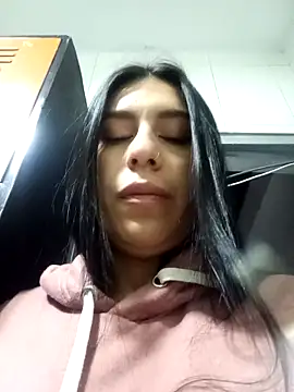 charlottte wh online show from March 6, 2026, 9:04 am