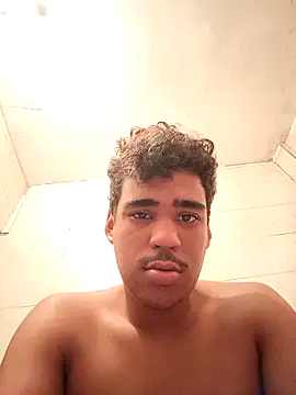 Snapshot of luis230436 chatting on March 27, 2026, 3:04 am luis230436 online show from March 27, 2026, 3:04 am