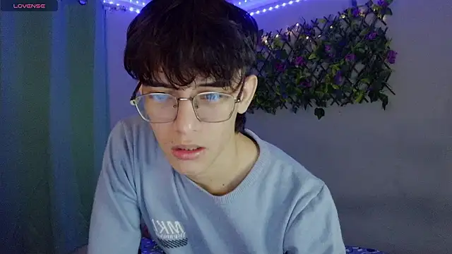 noah millerx online show from March 31, 2026, 4:14 am