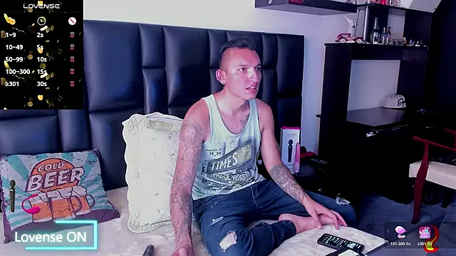 Snapshot of Mike_Waters chatting on February 28, 2026, 9:36 pm Mike Waters online show from February 28, 2026, 9:36 pm