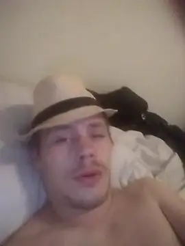 Joona1994 online show from April 4, 2026, 9:32 pm