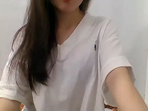 Snapshot of kiraa-007 chatting on May 11, 2026, 2:45 pm kiraa-007 online show from May 11, 2026, 2:45 pm