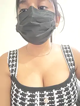 Snapshot of Kushi_12 chatting on March 25, 2026, 6:51 pm Kushi 12 online show from March 25, 2026, 6:51 pm