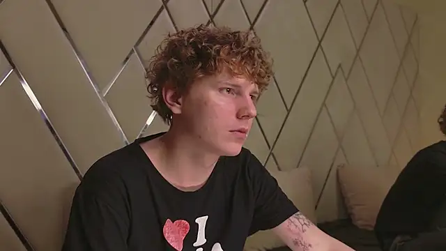 Snapshot of Mickey_Hawk chatting on February 27, 2026, 5:07 am Mickey Hawk online show from February 27, 2026, 5:07 am