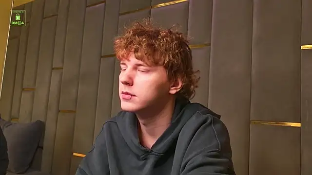 Mickey Hawk online show from April 7, 2026, 10:28 am