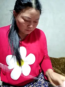 Snapshot of phay79 chatting on February 28, 2026, 11:48 pm phay79 online show from February 28, 2026, 11:48 pm