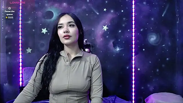 Snapshot of ValentinaRojass_ chatting on March 21, 2026, 2:32 pm ValentinaRojass online show from March 21, 2026, 2:32 pm
