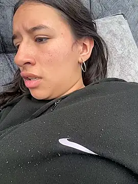 LilyRossi  online show from June 25, 2026, 1:05 pm