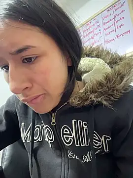 LilyRossi  online show from July 2, 2026, 12:44 pm