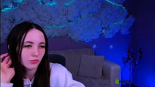 chloe ley online show from April 23, 2026, 12:22 pm