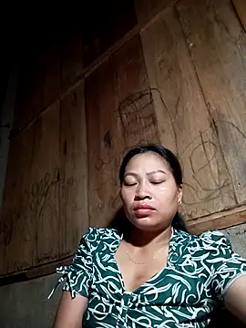 Mizu-hotshow online show from April 15, 2026, 10:10 pm