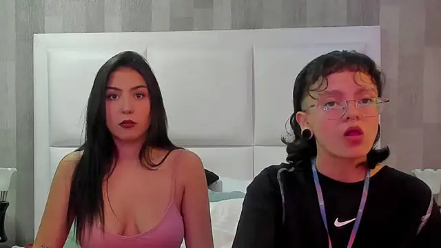 CaliferAndAurora online show from March 18, 2026, 3:46 pm