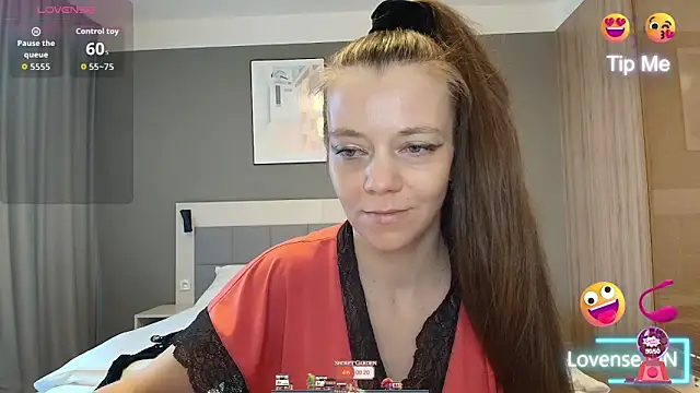Snapshot of Yana-XX chatting on April 29, 2026, 12:20 pm Yana-XX online show from April 29, 2026, 12:20 pm
