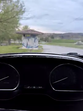 lui8181 online show from April 3, 2026, 5:52 pm