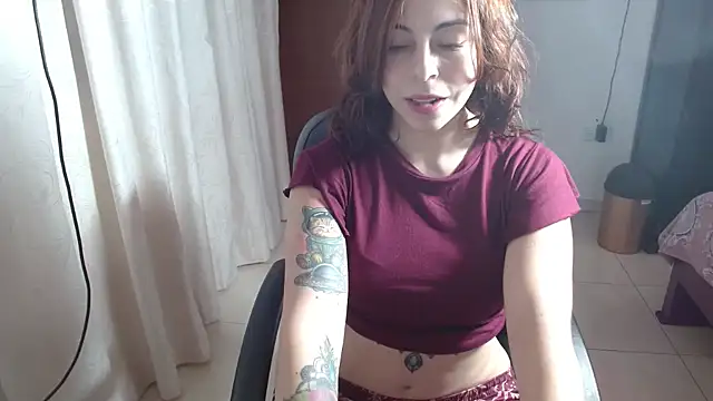Snapshot of IrisArellano_ chatting on June 10, 2026, 1:23 pm IrisArellano online show from June 10, 2026, 1:23 pm