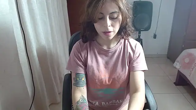 IrisArellano  online show from April 22, 2026, 1:18 pm