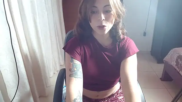 Snapshot of IrisArellano_ chatting on May 13, 2026, 1:18 pm IrisArellano online show from May 13, 2026, 1:18 pm