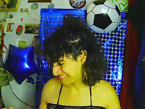 RAMONA TIJERAX online show from June 23, 2026, 9:57 pm