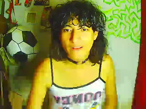 RAMONA TIJERAX online show from July 9, 2026, 5:12 pm
