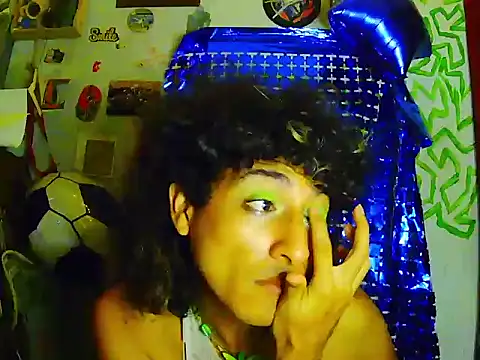 RAMONA TIJERAX online show from June 27, 2026, 8:04 pm