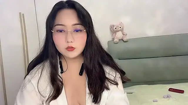 Susu-36E online show from May 11, 2026, 2:45 pm