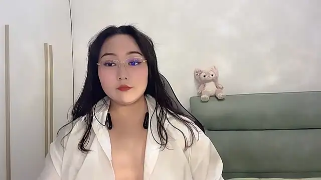 Susu-36E online show from May 11, 2026, 1:12 pm