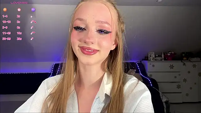 Anika Socutehe online show from July 17, 2026, 9:34 pm