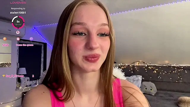 Anika Socutehe online show from June 25, 2026, 9:20 pm