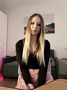 AlishaWey online show from February 28, 2026, 8:03 am