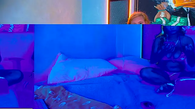 Hornyshow1 online show from May 15, 2026, 11:30 am
