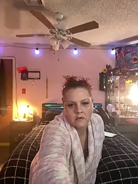 Snapshot of LoveMohr24 chatting on March 3, 2026, 6:37 pm LoveMohr24 online show from March 3, 2026, 6:37 pm