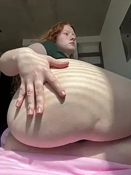 gingerlatte online show from June 26, 2026, 11:49 am