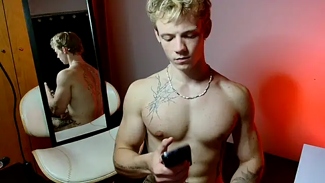 Snapshot of alexbarczukxxx chatting on May 19, 2026, 9:44 pm alexbarczukxxx online show from May 19, 2026, 9:44 pm
