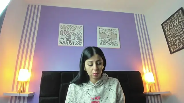 KataleyaVillalobos online show from March 22, 2026, 12:18 pm