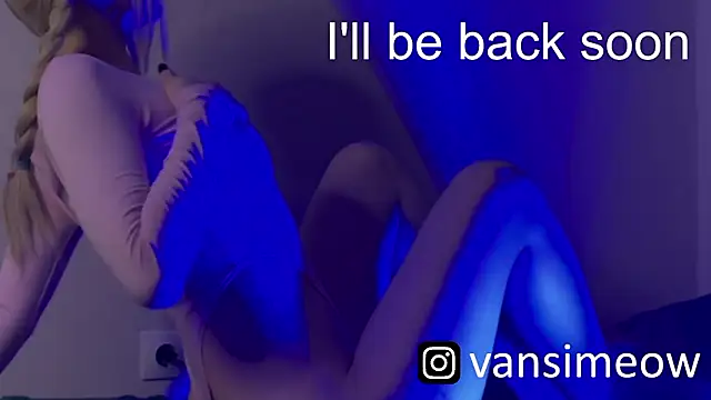 vanxli online show from March 6, 2026, 2:17 am