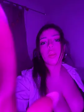 Snapshot of donya_star chatting on April 22, 2026, 7:53 pm donya star online show from April 22, 2026, 7:53 pm