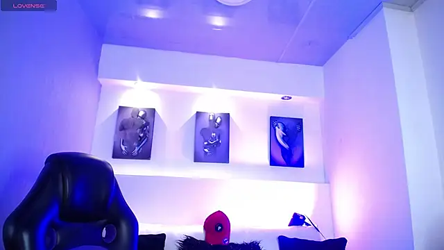 DIEGO JONES online show from April 5, 2026, 1:51 pm