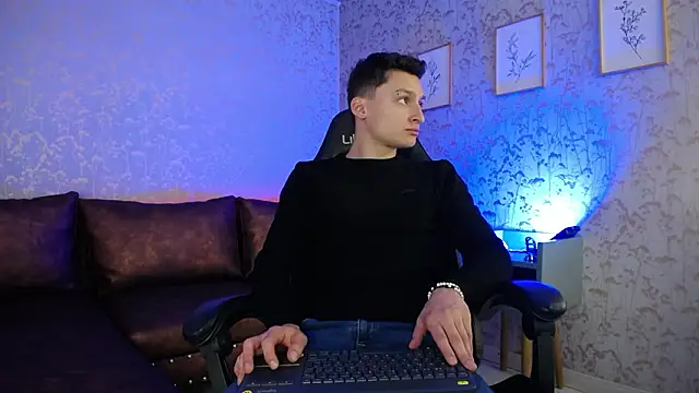 DIEGO JONES online show from March 19, 2026, 1:22 pm