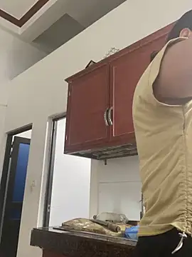 Snapshot of E-ll-A01 chatting on March 1, 2026, 2:00 am E-ll-A01 online show from March 1, 2026, 2:00 am