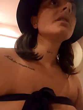 Snapshot of Sexyarg12 chatting on March 6, 2026, 2:39 am Sexyarg12 online show from March 6, 2026, 2:39 am