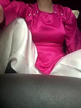 Yuki Sanx online show from March 2, 2026, 5:52 am