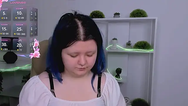 Lunaar  online show from March 27, 2026, 6:33 am