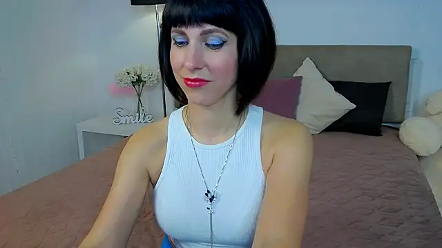 Snapshot of HeidieRaven chatting on April 25, 2026, 1:41 pm HeidieRaven online show from April 25, 2026, 1:41 pm